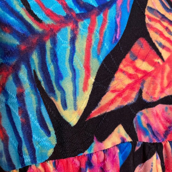 Brand New! Tiffany and Grey Multi-Colored Leaf Print Short Sleeve Dress Sz Med - Picture 8 of 9